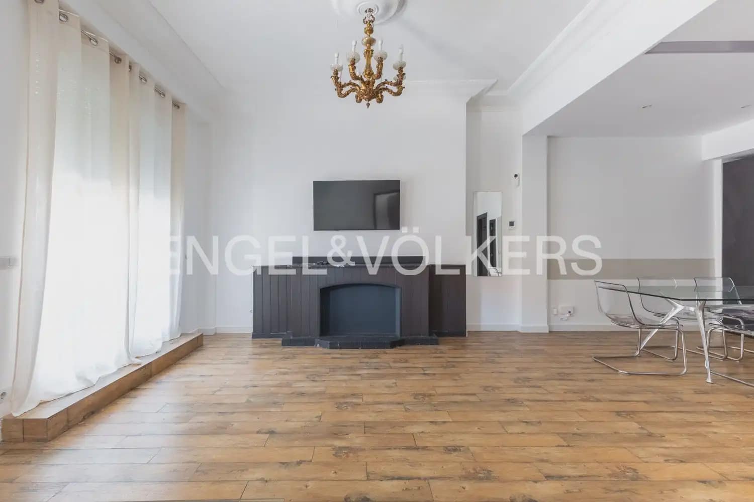 2 Zimmer Wohnung zu vermieten in Valencia Stadt - 2.500 € (Ref: 9948620)