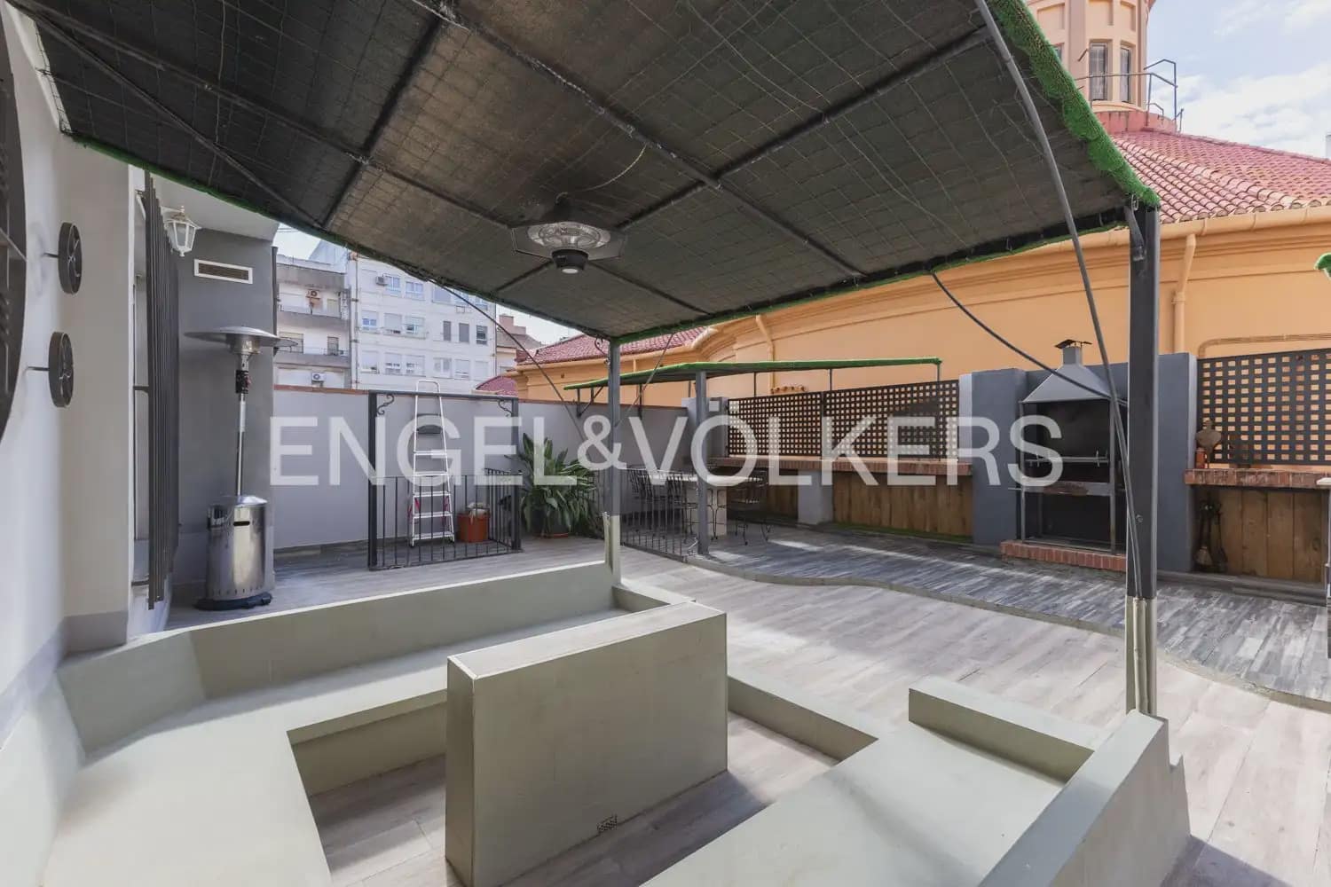 2 Zimmer Wohnung zu vermieten in Valencia Stadt - 2.500 € (Ref: 9948620)