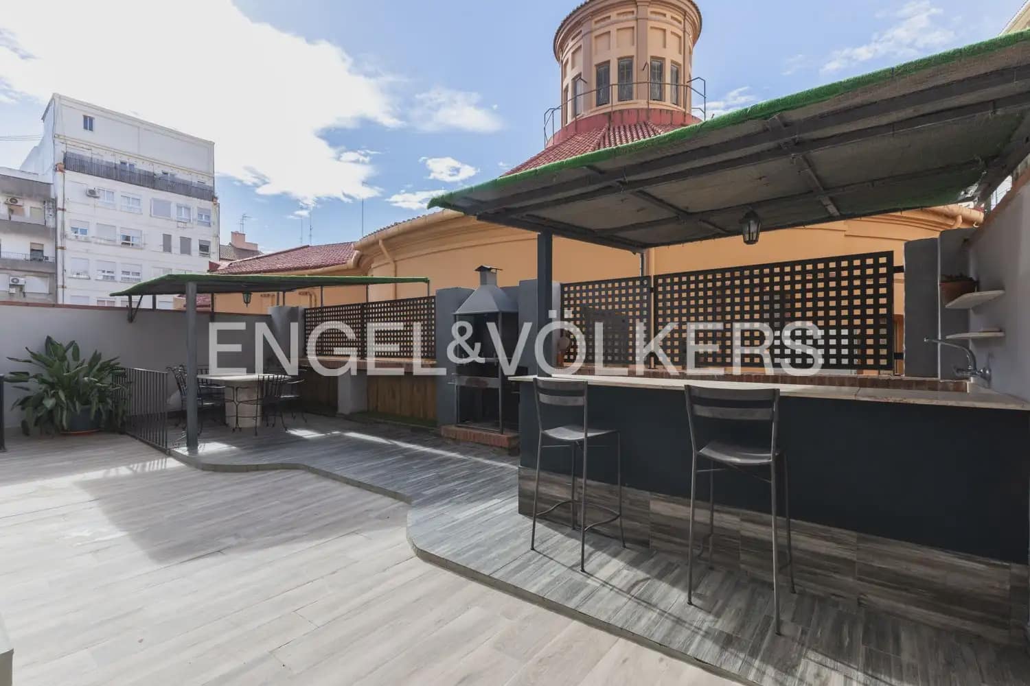 2 Zimmer Wohnung zu vermieten in Valencia Stadt - 2.500 € (Ref: 9948620)