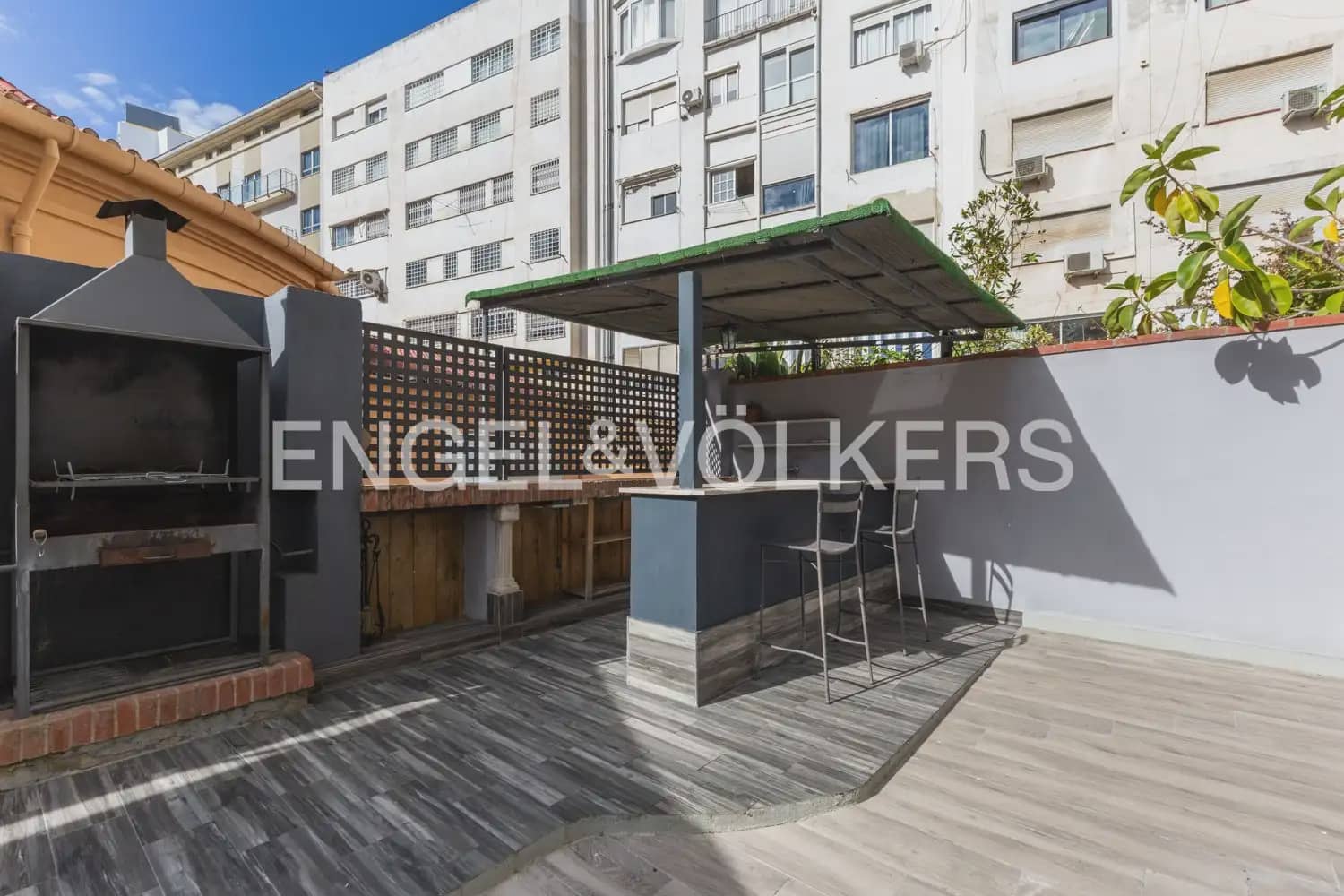 2 Zimmer Wohnung zu vermieten in Valencia Stadt - 2.500 € (Ref: 9948620)