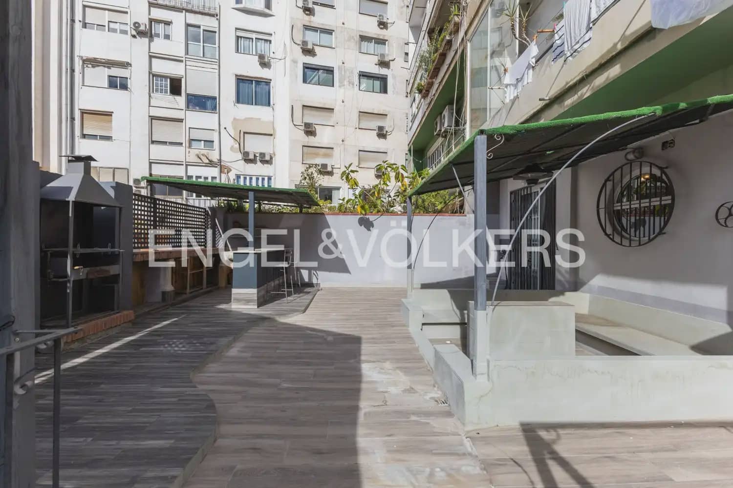 2 Zimmer Wohnung zu vermieten in Valencia Stadt - 2.500 € (Ref: 9948620)