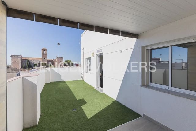 3 slaapkamer Penthouse te koop in Puig - € 250.000 (Ref: 9948621)