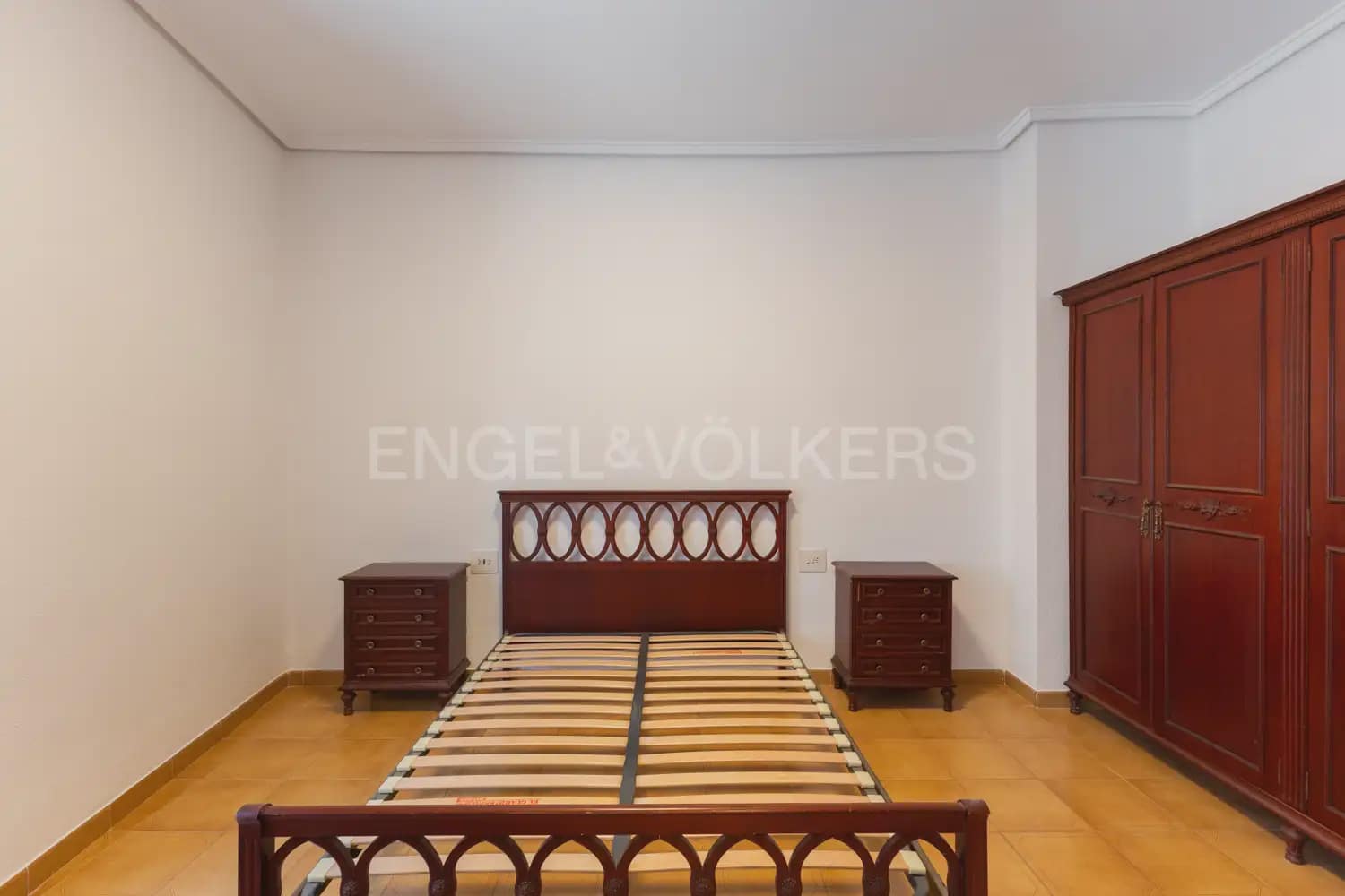 3 sovrum Lägenhet att hyra i Meliana - 1 050 € (Ref: 9948796)