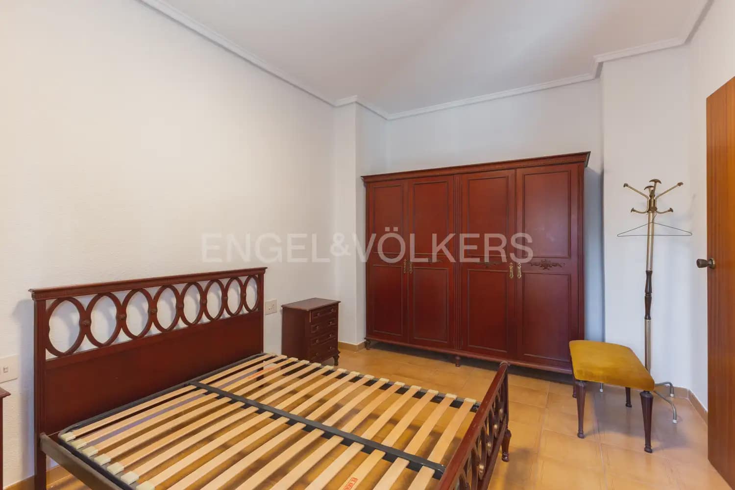 3 sovrum Lägenhet att hyra i Meliana - 1 050 € (Ref: 9948796)