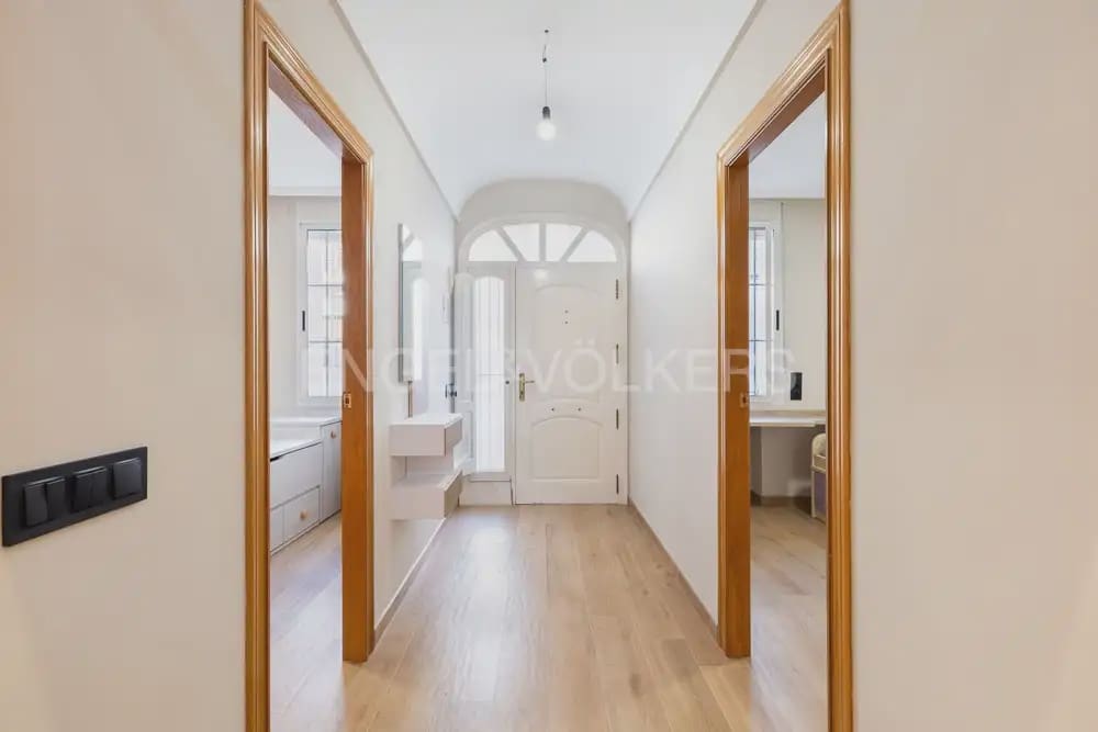 3 sovrum Hus att hyra i Godella med garage - 1 800 € (Ref: 9948870)