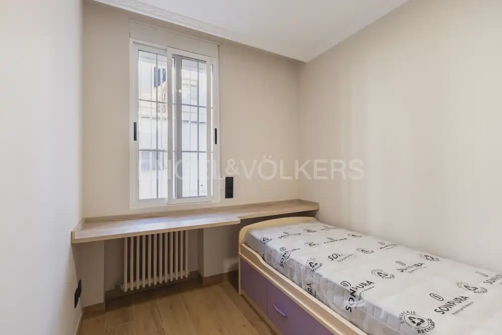 3 sovrum Hus att hyra i Godella med garage - 1 800 € (Ref: 9948870)