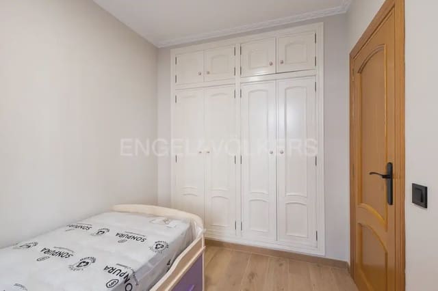 3 bedroom Townhouse for rent in Godella - € 1,800 (Ref: 9948870)