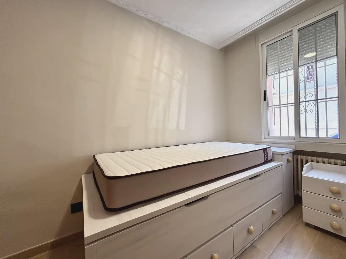 3 sovrum Hus att hyra i Godella med garage - 1 800 € (Ref: 9948870)