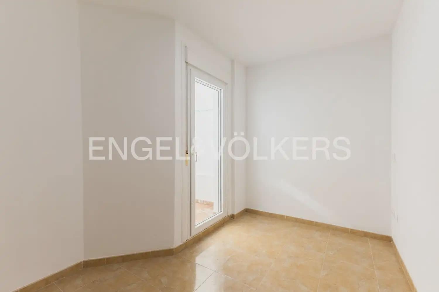 2 slaapkamer Flat te koop in Benicarlo met garage - € 130.000 (Ref: 9950229)