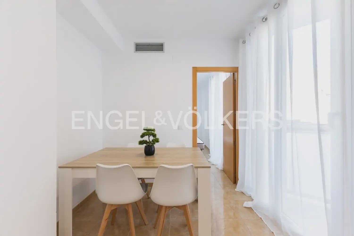 2 slaapkamer Flat te koop in Benicarlo met garage - € 130.000 (Ref: 9950229)