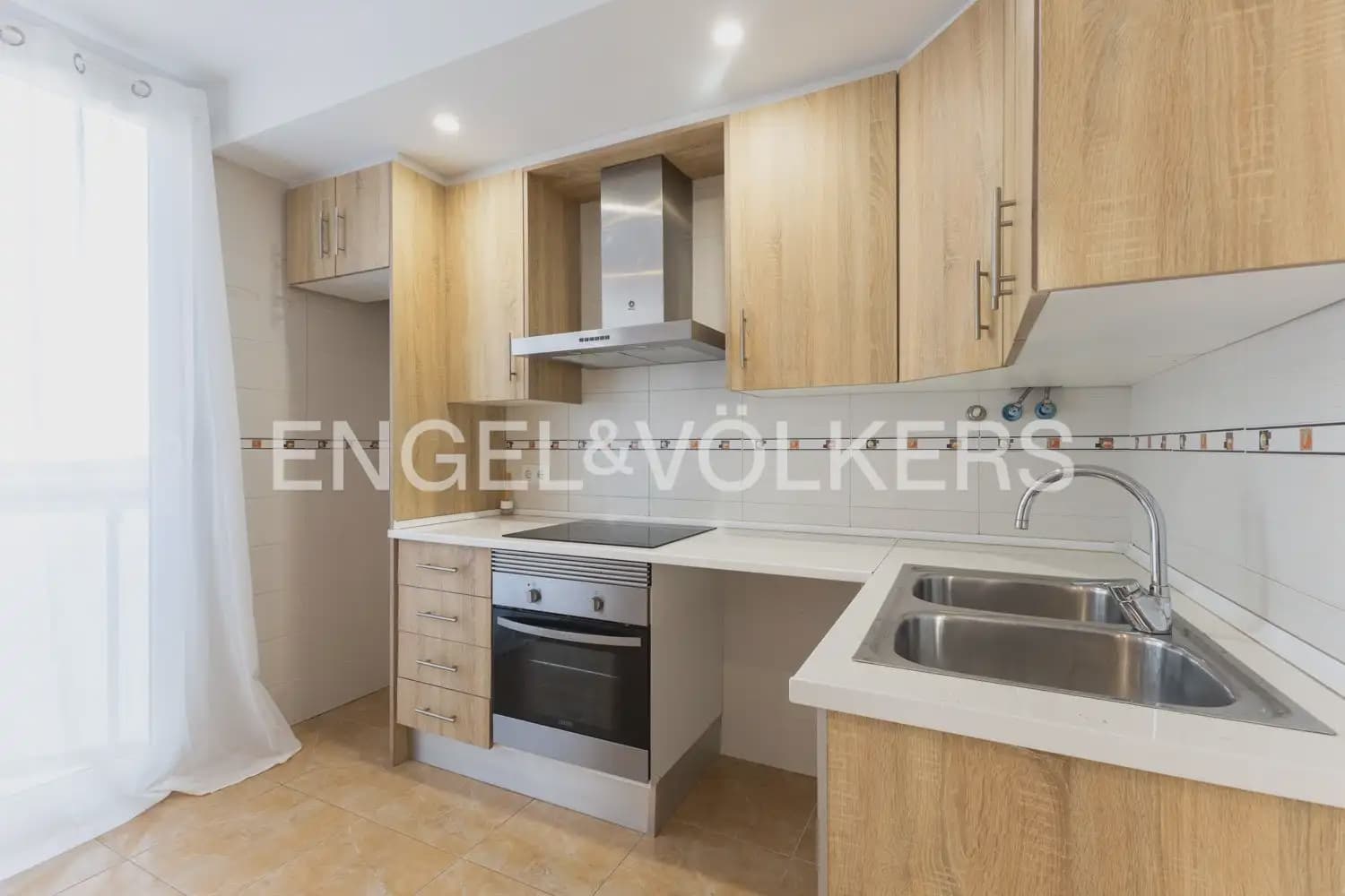 2 slaapkamer Flat te koop in Benicarlo met garage - € 130.000 (Ref: 9950229)