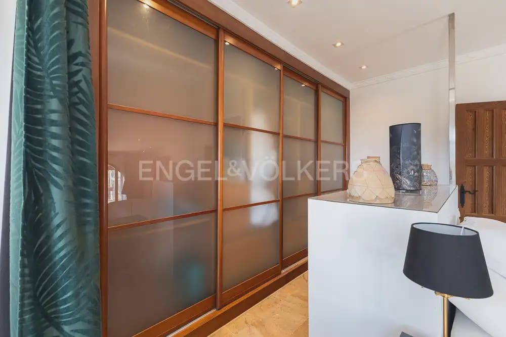 5 camera da letto Villa da affittare in Manises con piscina garage - 6.000 € (Rif: 9950231)
