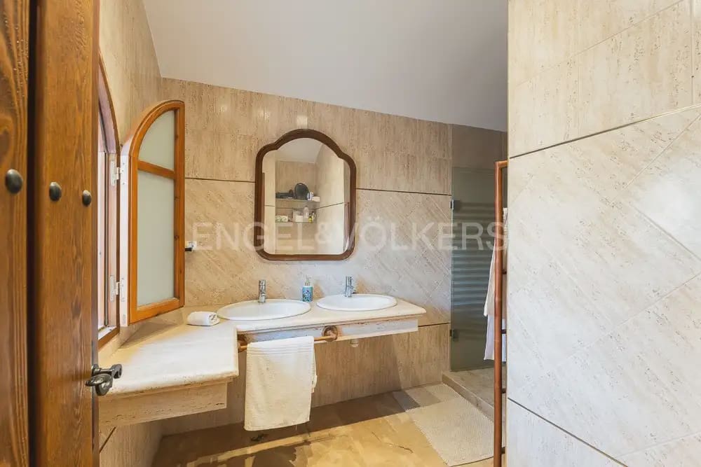 5 camera da letto Villa da affittare in Manises con piscina garage - 6.000 € (Rif: 9950231)