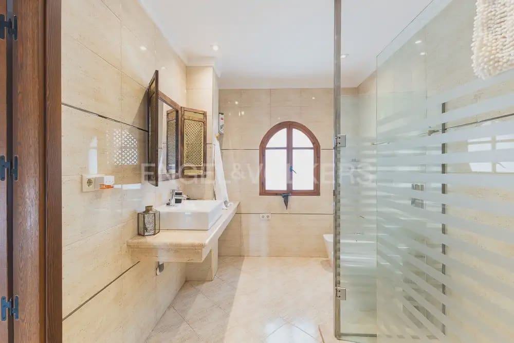 5 camera da letto Villa da affittare in Manises con piscina garage - 6.000 € (Rif: 9950231)