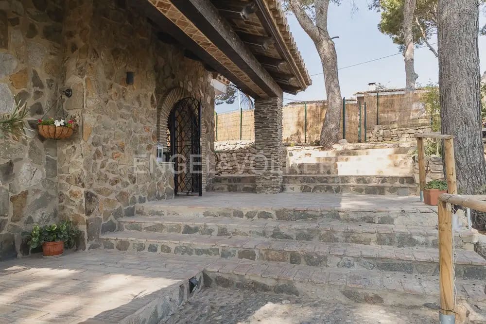 5 camera da letto Villa da affittare in Manises con piscina garage - 6.000 € (Rif: 9950231)