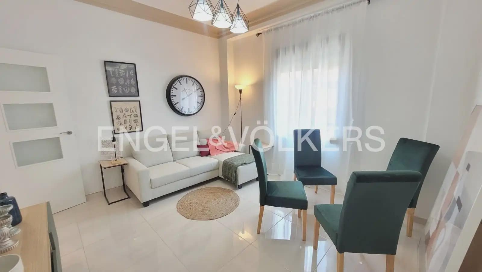 3 sovrum Lägenhet att hyra i Valencia stad - 1 350 € (Ref: 9950421)