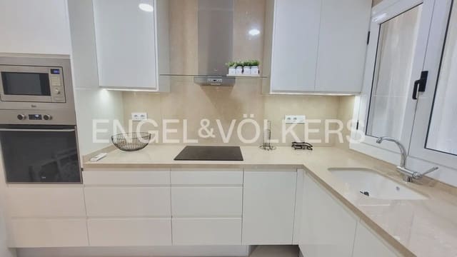 3 sovrum Lägenhet att hyra i La Creu del Grau, Valencia stad - 1 350 € (Ref: 9950421)
