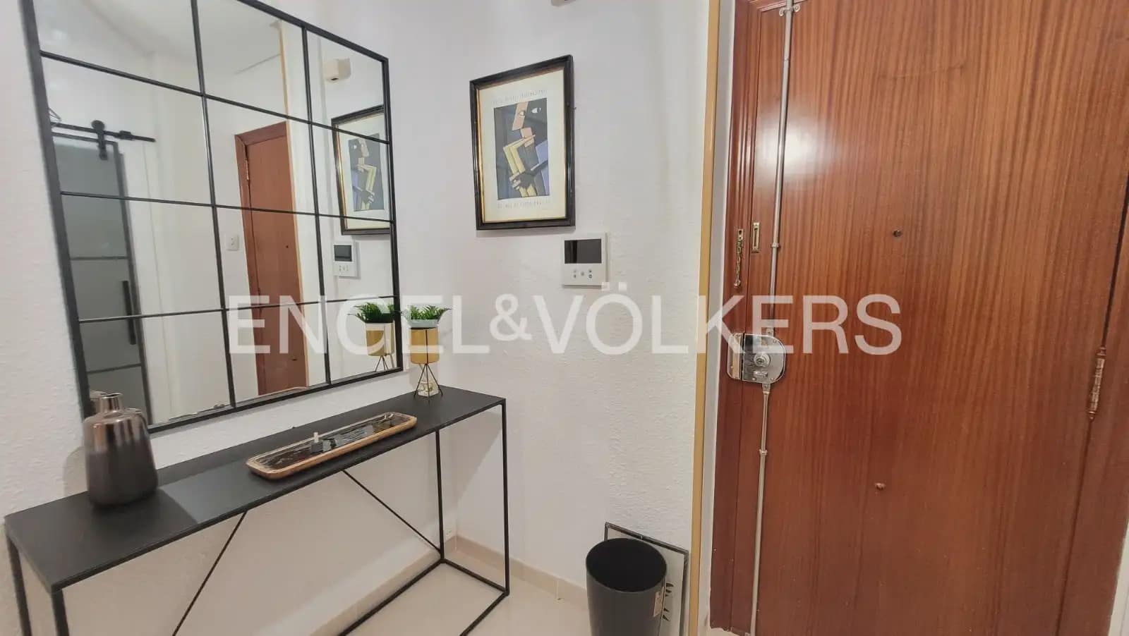 3 sovrum Lägenhet att hyra i Valencia stad - 1 350 € (Ref: 9950421)