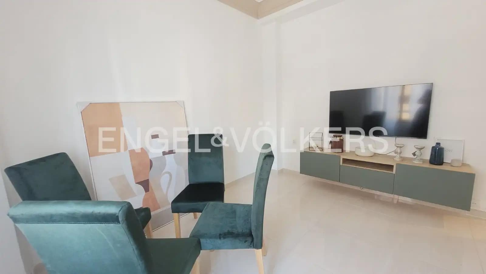 3 sovrum Lägenhet att hyra i Valencia stad - 1 350 € (Ref: 9950421)