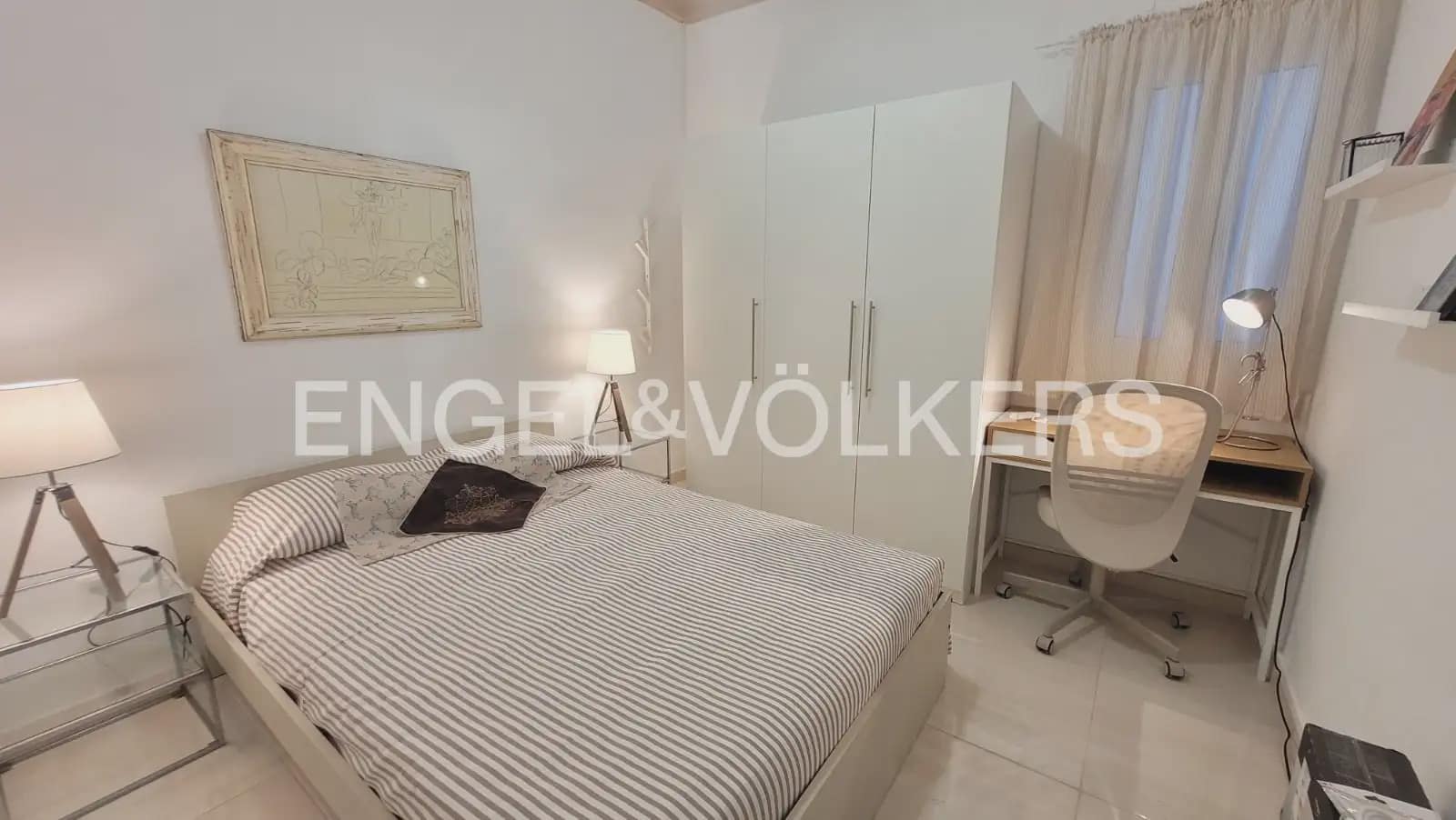 3 sovrum Lägenhet att hyra i Valencia stad - 1 350 € (Ref: 9950421)