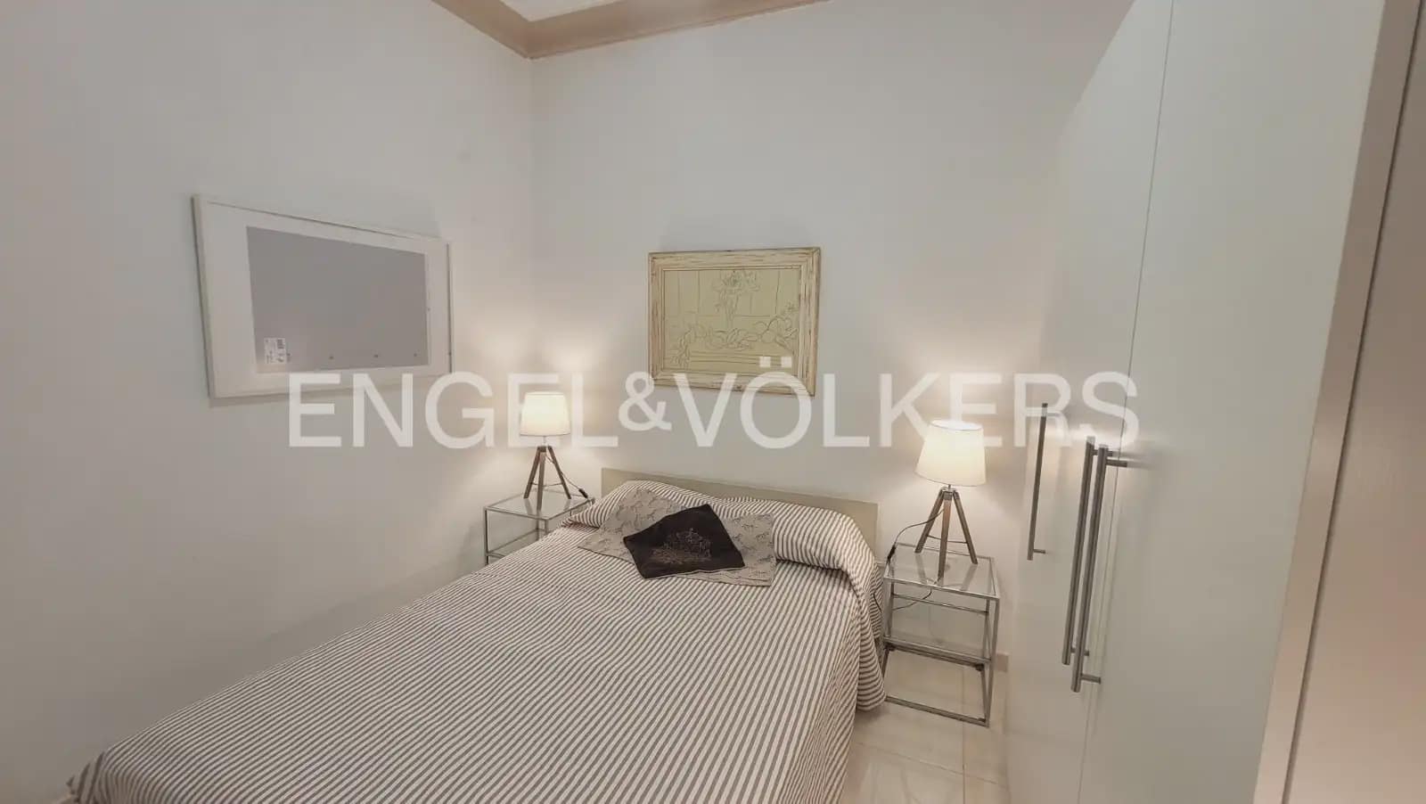 3 sovrum Lägenhet att hyra i Valencia stad - 1 350 € (Ref: 9950421)