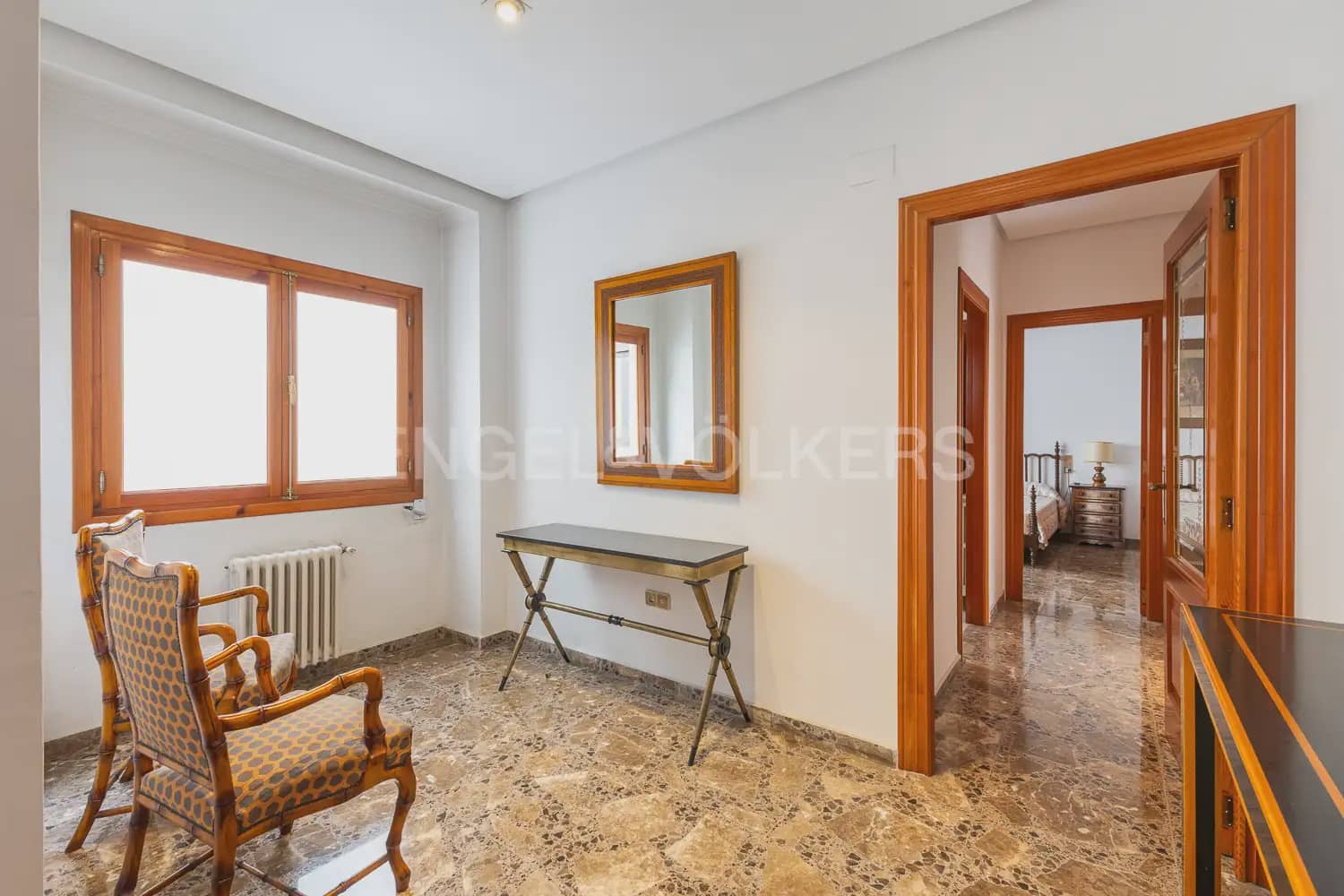 4 sypialnia Mieszkanie do wynajęcia w Carlet - 1 200 € (Ref: 9950423)