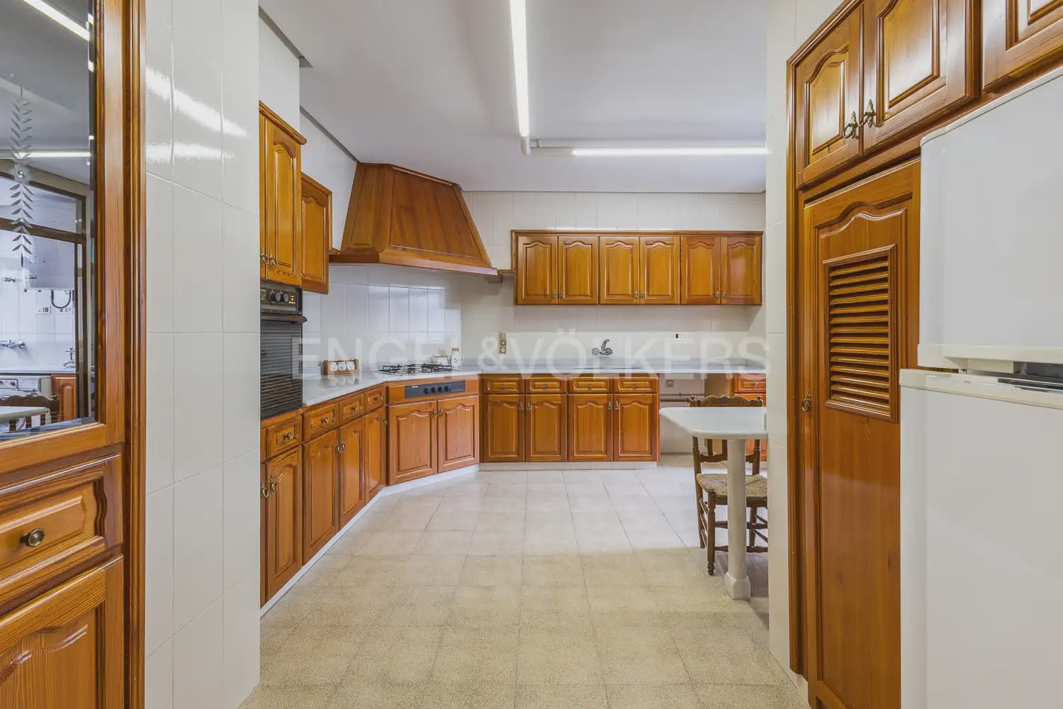 4 sypialnia Mieszkanie do wynajęcia w Carlet - 1 200 € (Ref: 9950423)