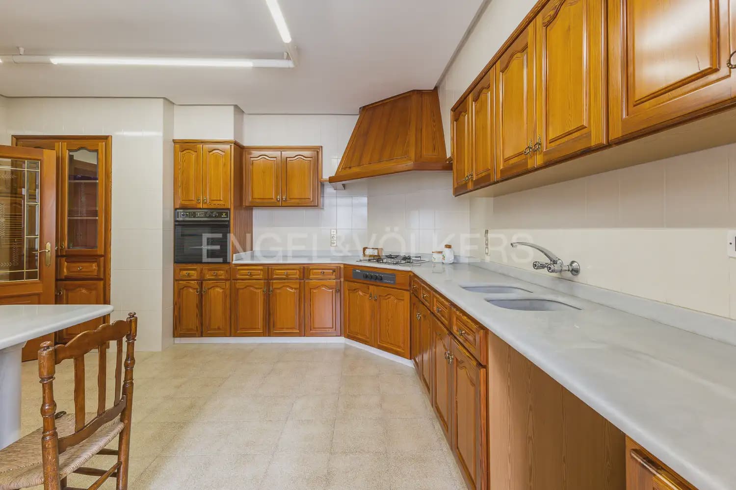 4 sypialnia Mieszkanie do wynajęcia w Carlet - 1 200 € (Ref: 9950423)