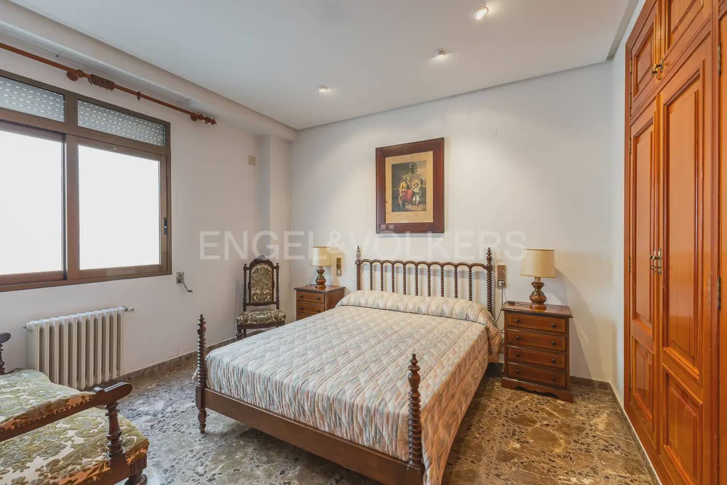4 sypialnia Mieszkanie do wynajęcia w Carlet - 1 200 € (Ref: 9950423)