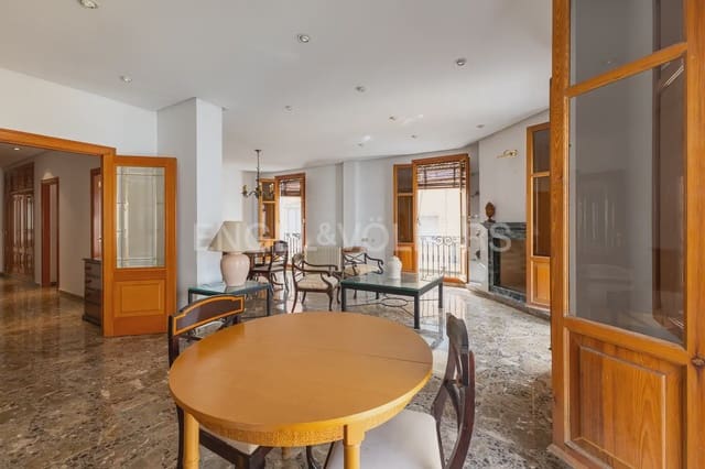 4 sypialnia Mieszkanie do wynajęcia w Carlet - 1 200 € (Ref: 9950423)