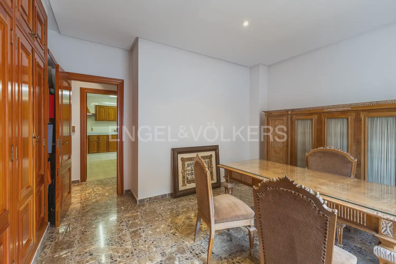 4 sypialnia Mieszkanie do wynajęcia w Carlet - 1 200 € (Ref: 9950423)