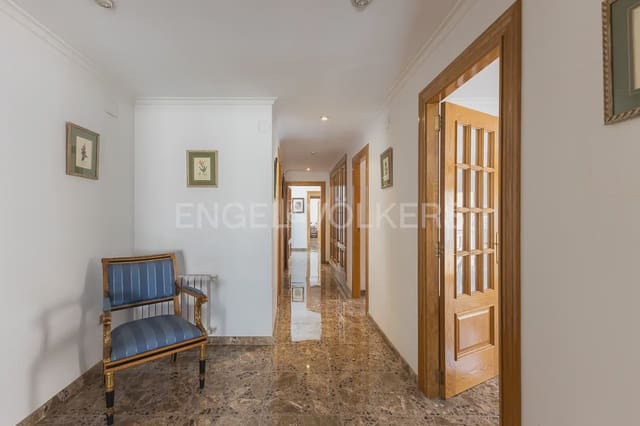 4 sypialnia Mieszkanie do wynajęcia w Carlet - 1 200 € (Ref: 9950424)