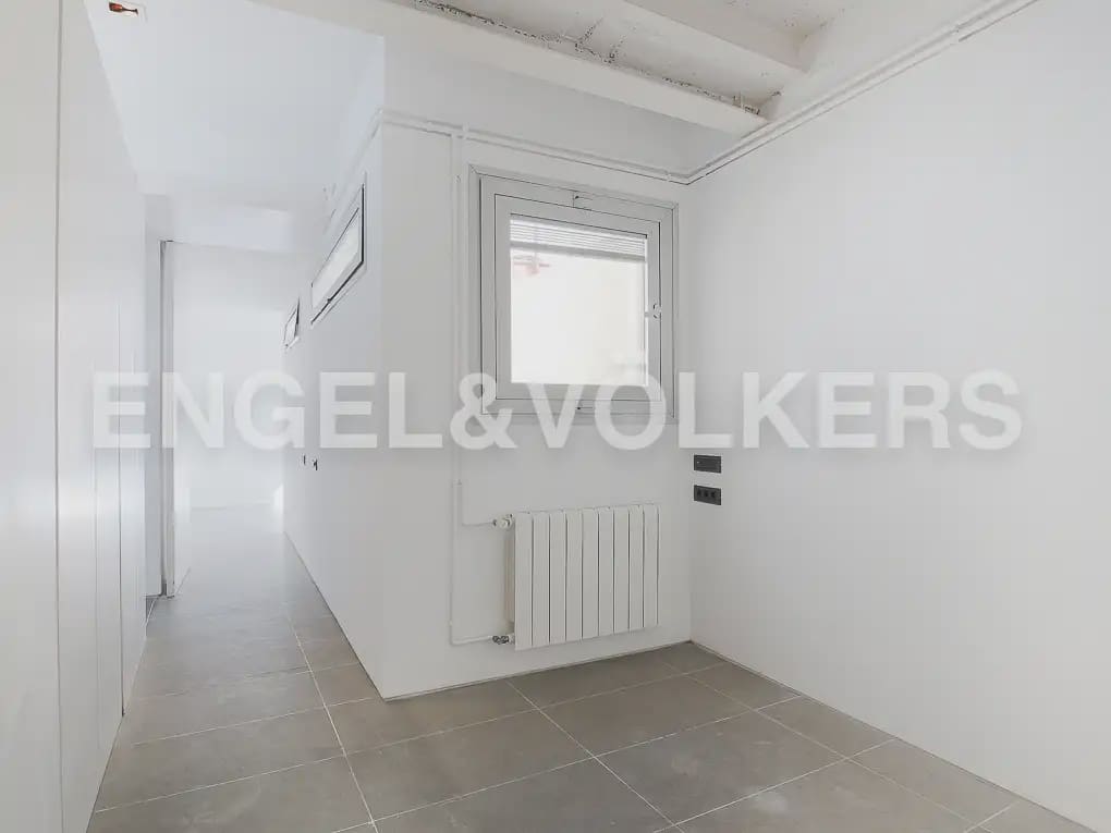 3 sovrum Takvåning att hyra i Valencia stad med garage - 3 300 € (Ref: 9950426)