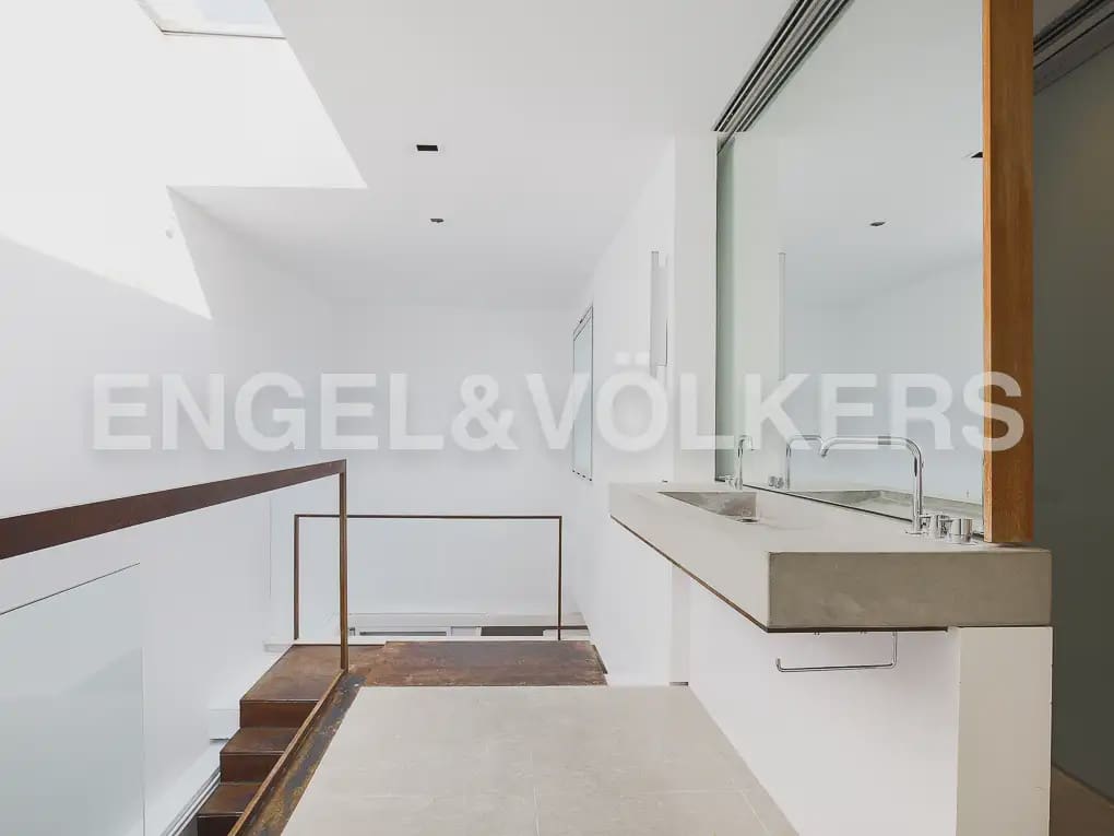 3 sovrum Takvåning att hyra i Valencia stad med garage - 3 300 € (Ref: 9950426)
