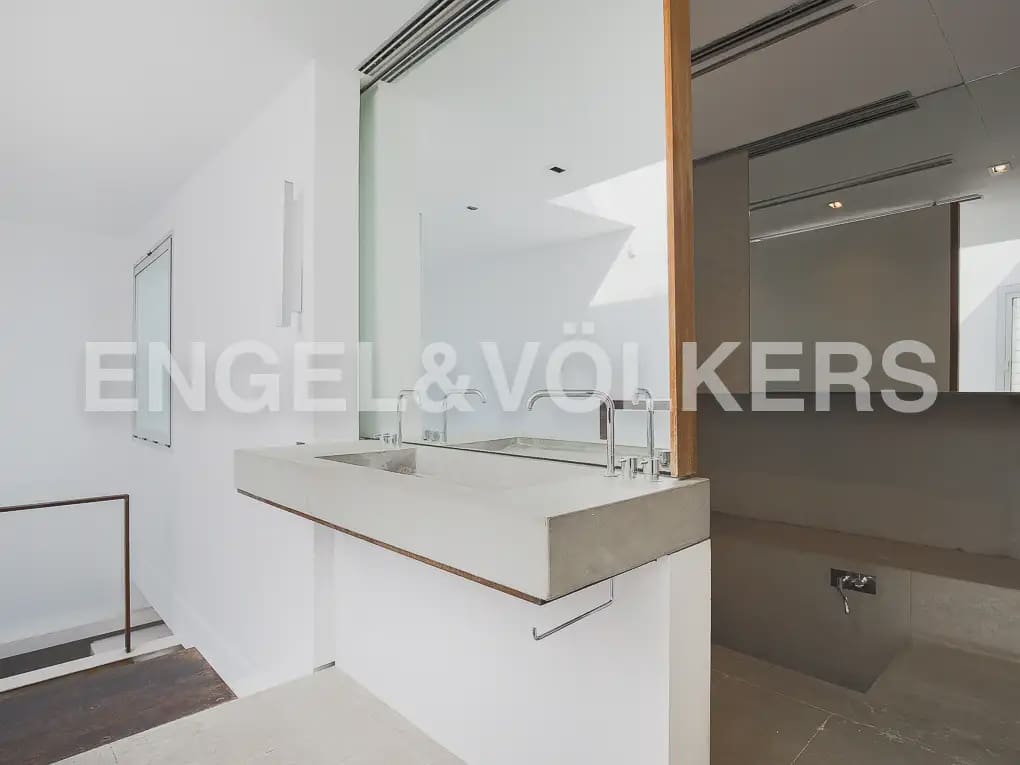 3 sovrum Takvåning att hyra i Valencia stad med garage - 3 300 € (Ref: 9950426)