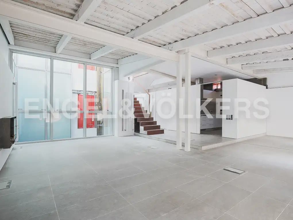 3 sovrum Takvåning att hyra i Valencia stad med garage - 3 300 € (Ref: 9950426)