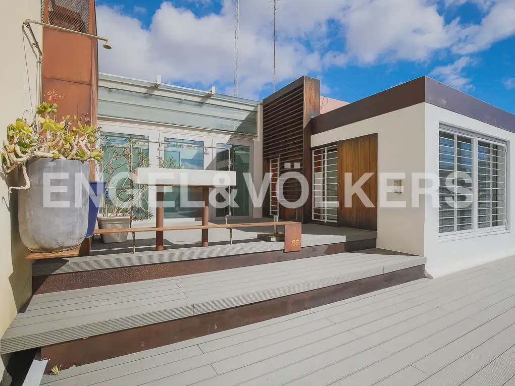 3 sovrum Takvåning att hyra i Valencia stad med garage - 3 300 € (Ref: 9950426)