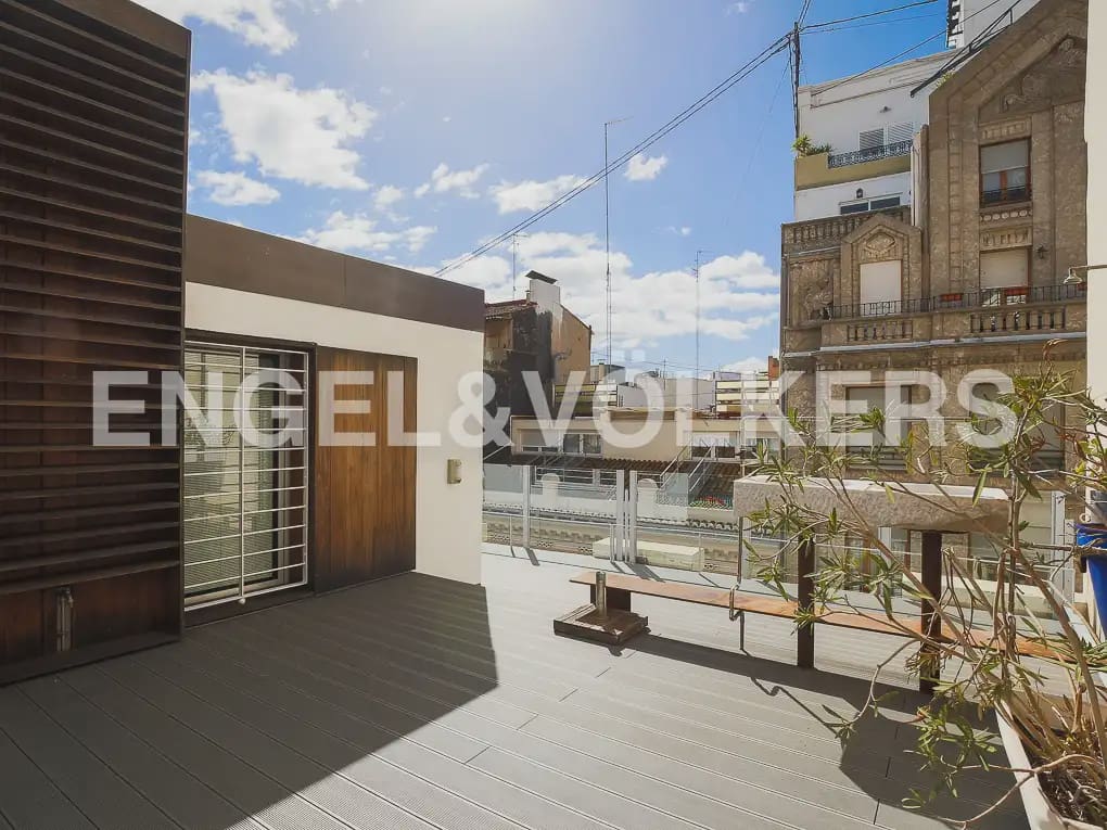 3 sovrum Takvåning att hyra i Valencia stad med garage - 3 300 € (Ref: 9950426)