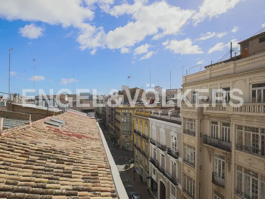 3 sovrum Takvåning att hyra i Valencia stad med garage - 3 300 € (Ref: 9950426)
