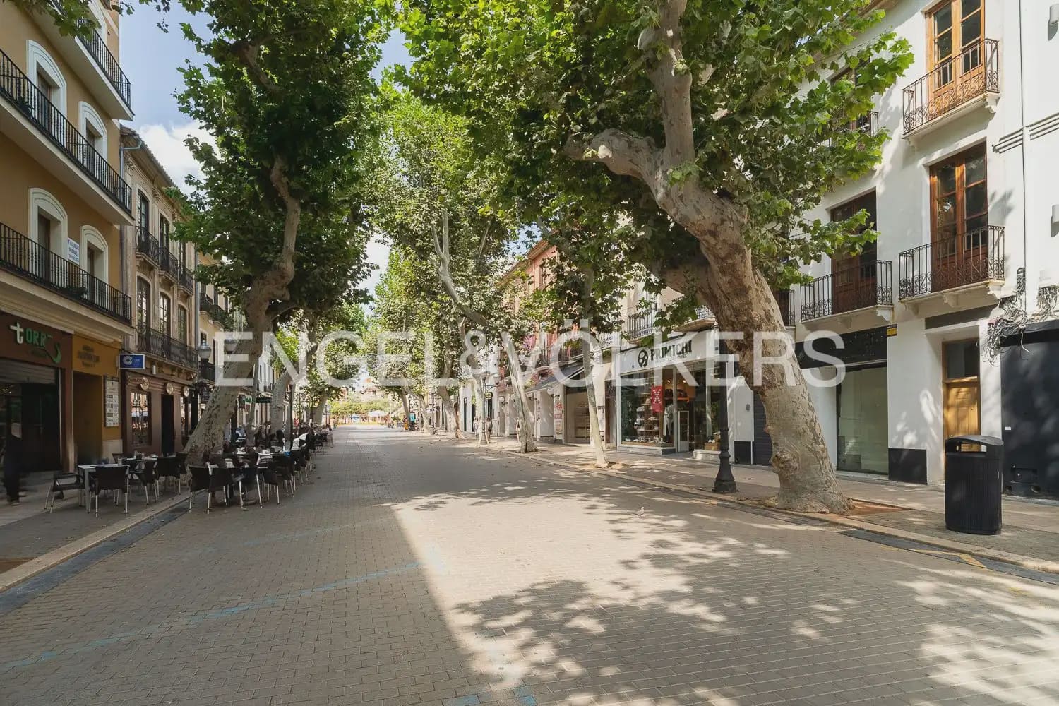 4 bedroom Flat for rent in Denia - € 2,200 (Ref: 9950427)