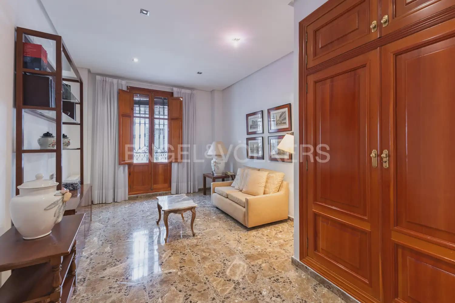4 makuuhuone Asunto vuokrattavana paikassa Carlet - 1 700 € (Ref: 9950580)