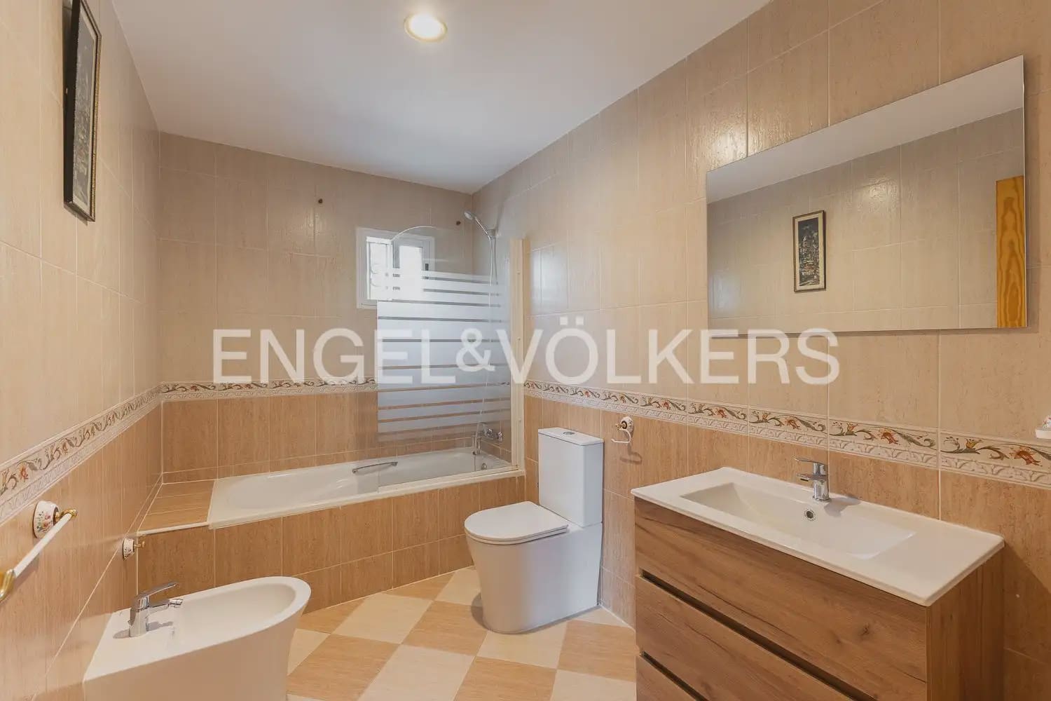 3 sypialnia Willa do wynajęcia w Algar de Palancia z basenem garażem - 2 600 € (Ref: 9950661)