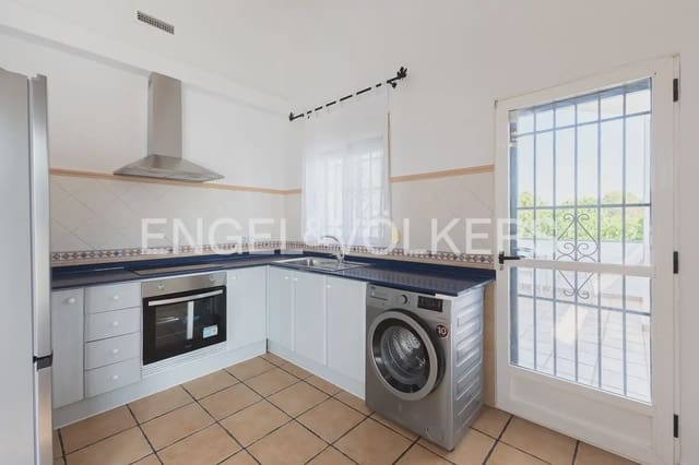 3 Zimmer Villa zu vermieten in Algar de Palancia mit Pool Garage - 2.600 € (Ref: 9950661)