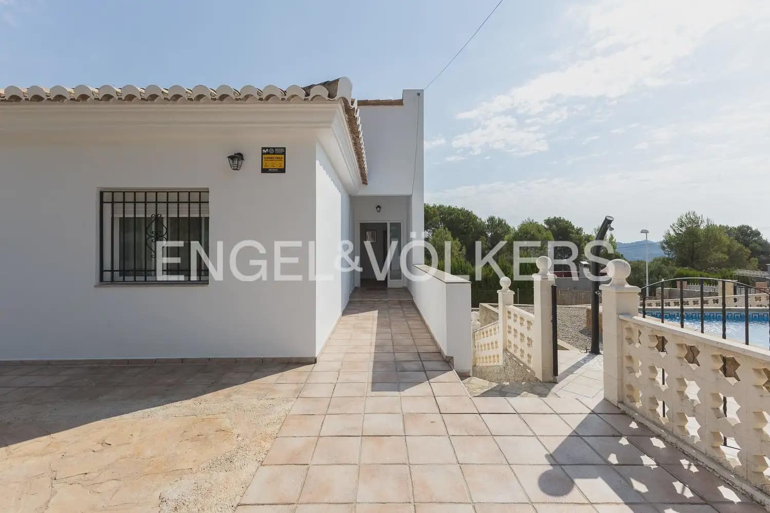 3 sypialnia Willa do wynajęcia w Algar de Palancia z basenem garażem - 2 600 € (Ref: 9950661)