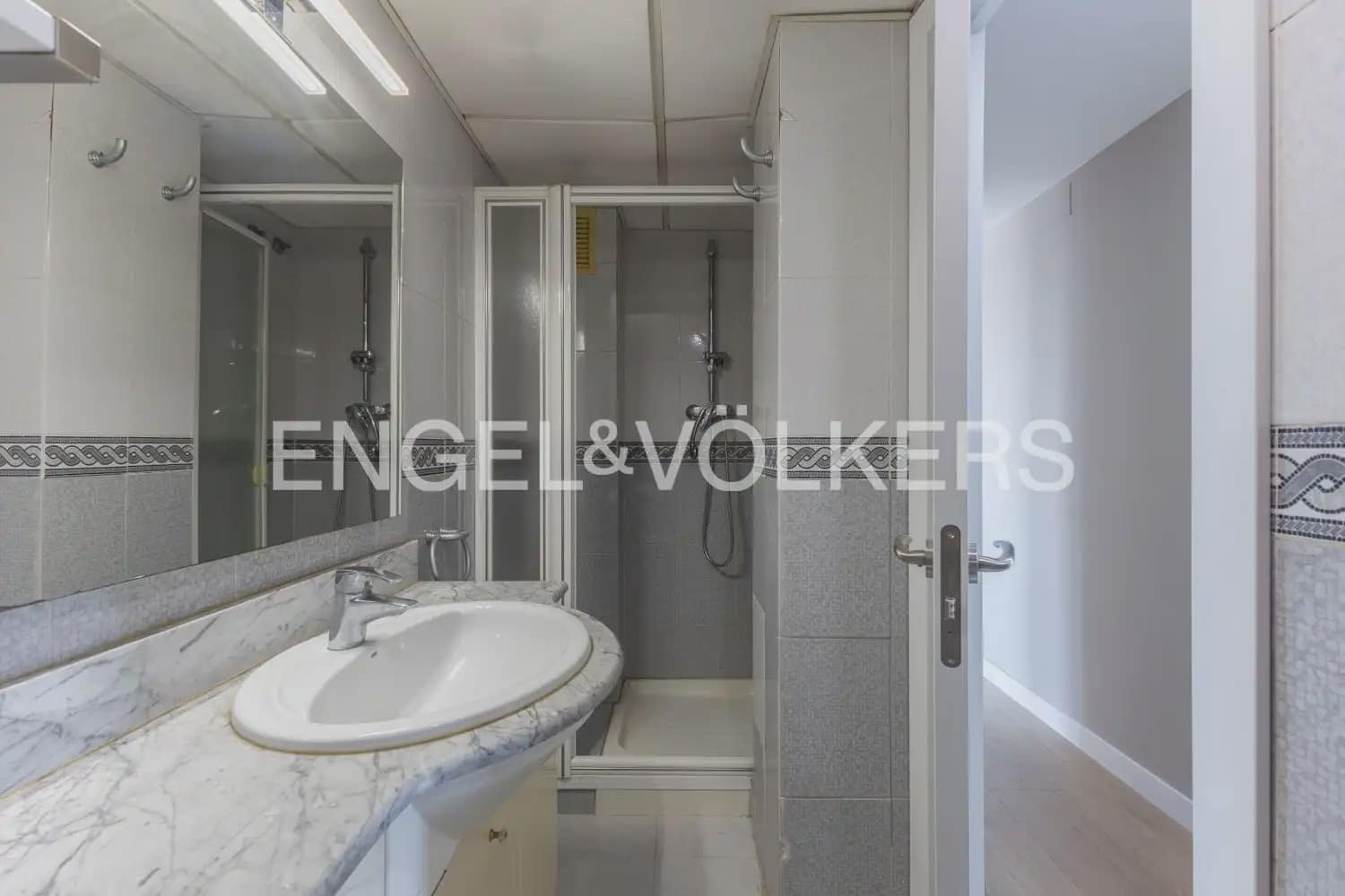 3 sypialnia Mieszkanie na sprzedaż w Miasto Walencja z garażem - 420 000 € (Ref: 9952865)