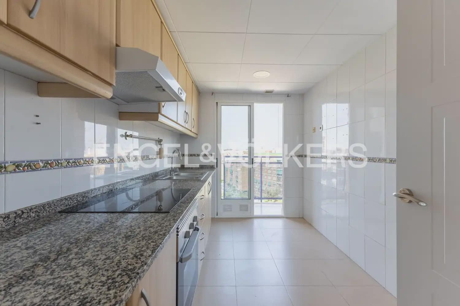 3 sypialnia Mieszkanie na sprzedaż w Miasto Walencja z garażem - 420 000 € (Ref: 9952865)
