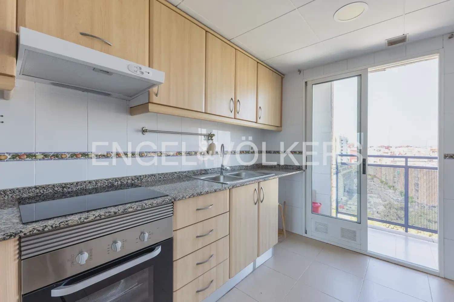 3 sypialnia Mieszkanie na sprzedaż w Miasto Walencja z garażem - 420 000 € (Ref: 9952865)