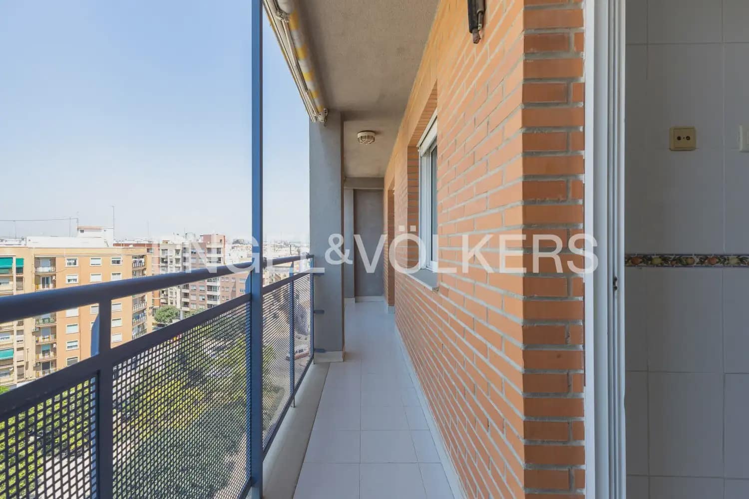 3 sypialnia Mieszkanie na sprzedaż w Miasto Walencja z garażem - 420 000 € (Ref: 9952865)