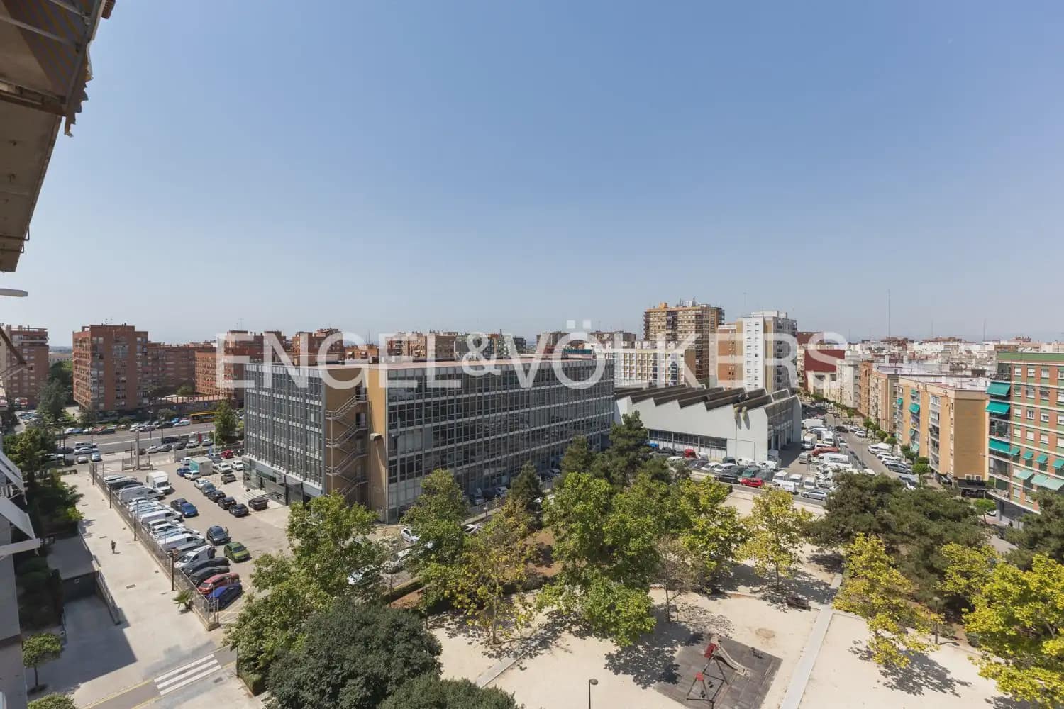 3 sypialnia Mieszkanie na sprzedaż w Miasto Walencja z garażem - 420 000 € (Ref: 9952865)