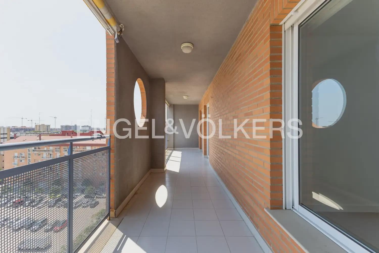 3 sypialnia Mieszkanie na sprzedaż w Miasto Walencja z garażem - 420 000 € (Ref: 9952865)